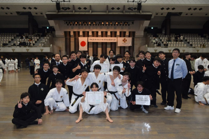 o6000400015735662270